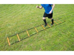 PEARL Sports Fitnessleiter:Flache Trainings- Und Koordinationsleiter Mit Tragetasche, 4,75 M