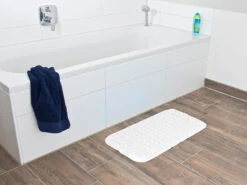 BadeStern Badewanneneinlage:Rutschfeste Badewannen-Matte Mit Abflusslöchern, 72 X 38 Cm, Weiß 11 BadeStern Badewanneneinlage:Rutschfeste Badewannen-Matte Mit Abflusslöchern, 72 X 38 Cm, Weiß -Newgen medicals Shop nx9564 0